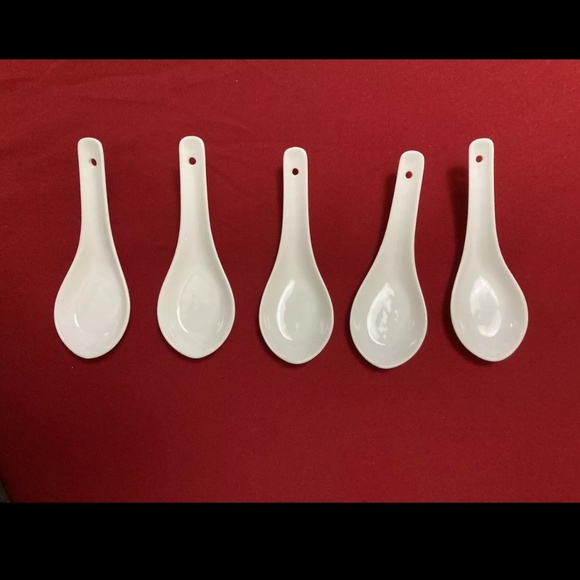5 Pcs White Ceramic Asian Chinese Ramen Soup Spoons - Picture 1 of 2